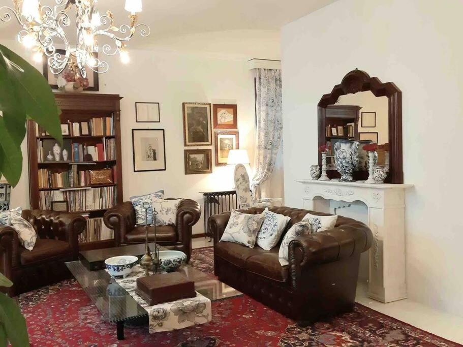 La Villa Bianca - Appartamento In Villa เซสโตฟิโอเรนติโน ภายนอก รูปภาพ